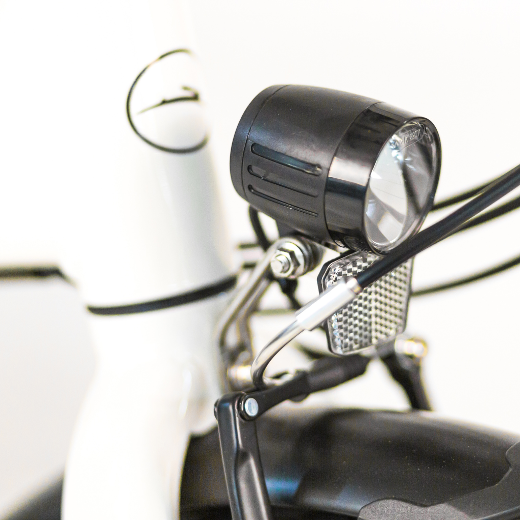 TOMOS EB 10 - White GlossyTOMOS EB 10 - White Glossy