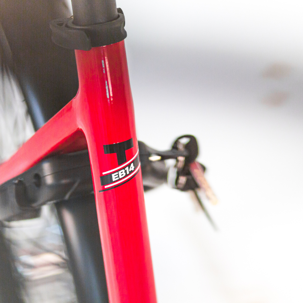 TOMOS EB 14 - Red GlossyTOMOS EB 14 - Red Glossy